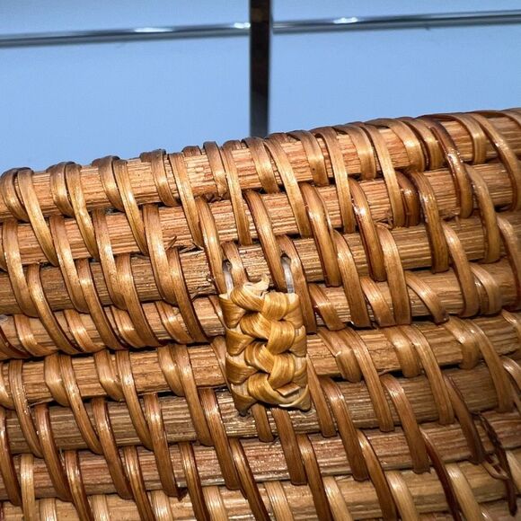 Vintage Handmade Wicker Basket and Leather Crossbody Bag - Picture 10 of 16